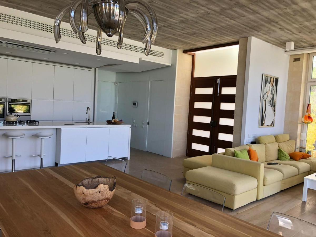 Sunset Oasis Villa L-Imgarr Exteriör bild